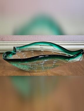 MCM Controlled Bubble Art Glass Bowl, with Vibrant Aquamarine Blue Rim